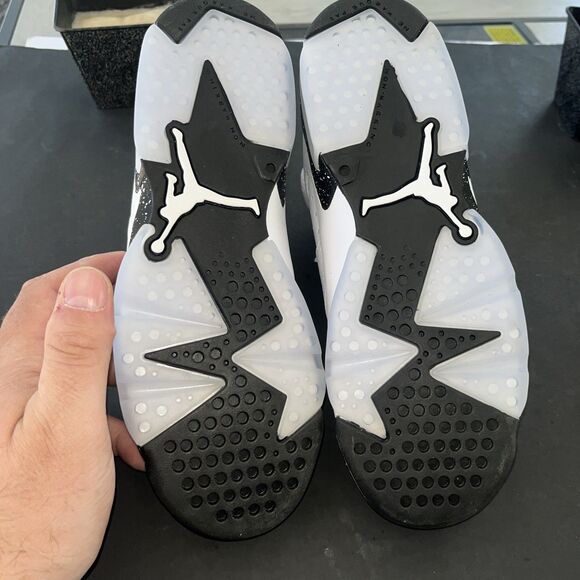 384665-112 Jordan 6 Retro Gs Reverse Oreo main image 5